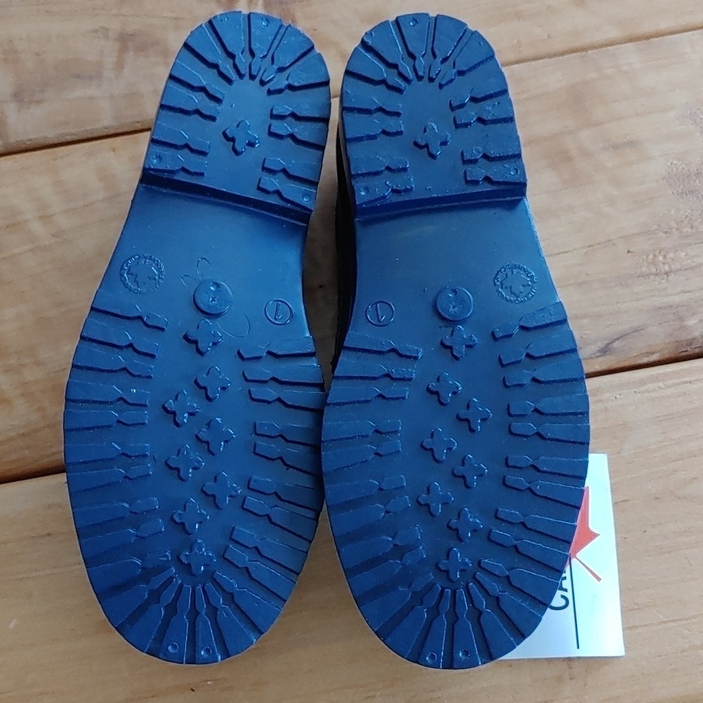 🇨🇦NWT Boys Baffin Navy Waterproof Duck Shoe Youth Size 1 - Picture 7 of 15